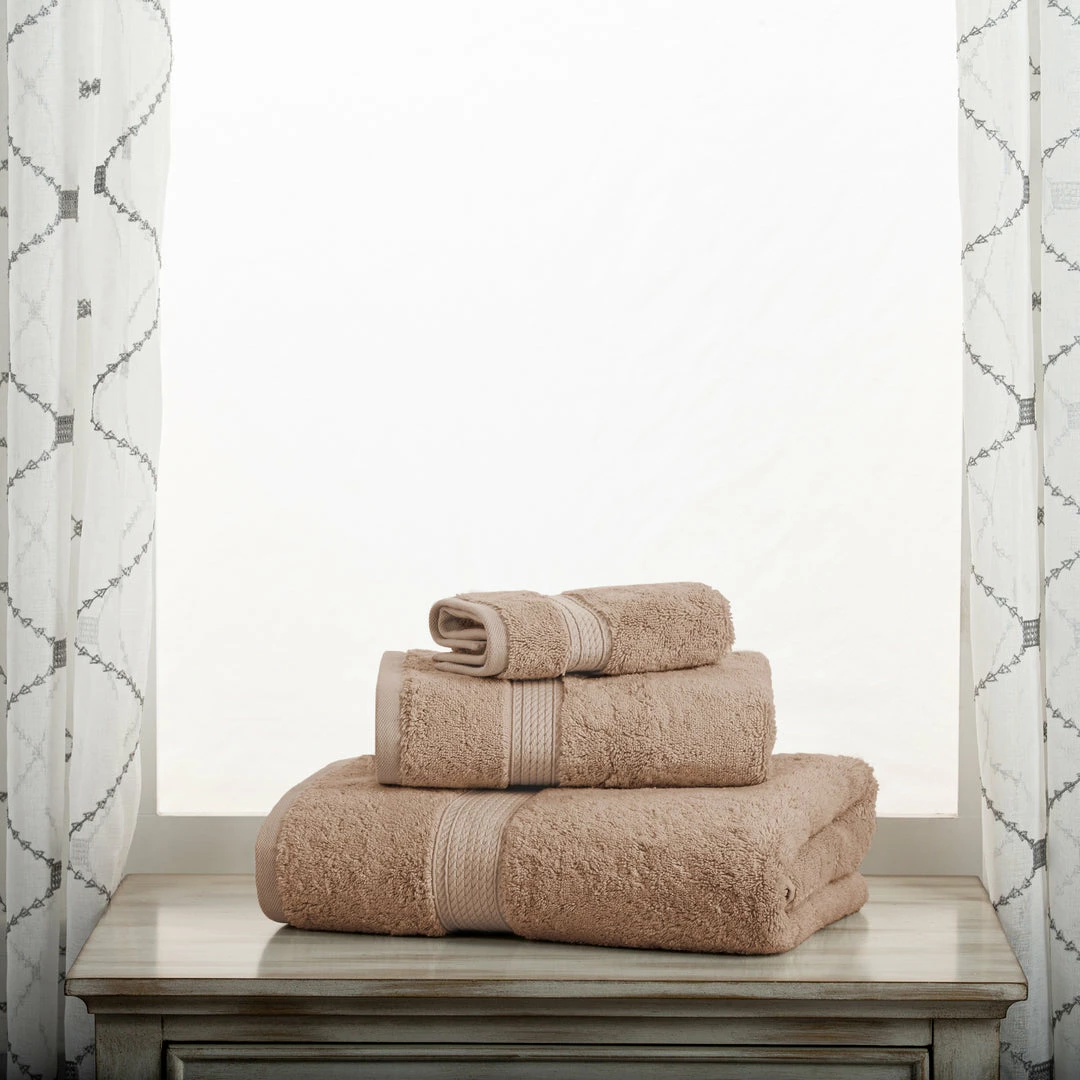 Superior Contemporary Modern Plush and Absorbent Traditional Casual Egyptian Cotton Assorted 3-Piece Towel Set 3 Superior Contemporary Modern Plush and Absorbent Traditional Casual Egyptian Cotton Assorted 3-Piece Towel Set - Image 3